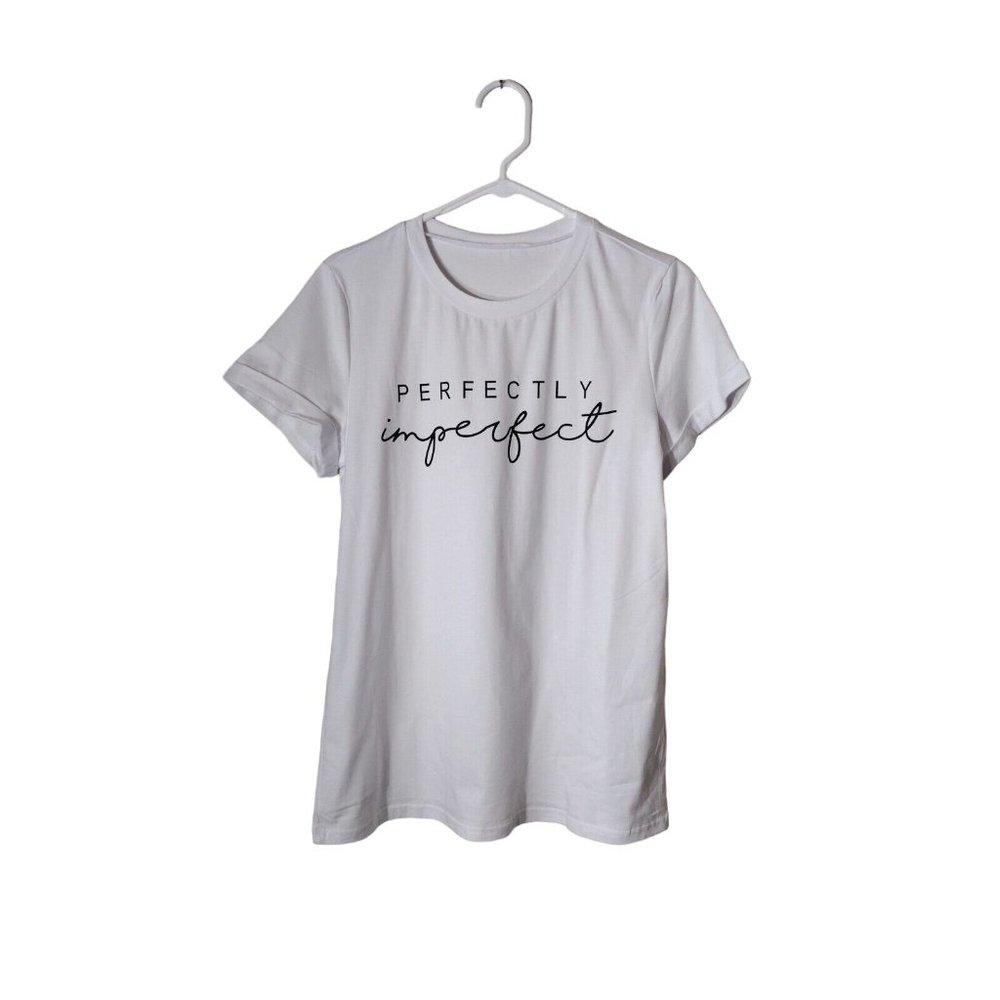 Womens Top Medium Perfectly Imperfect White Mom Grandma Casual